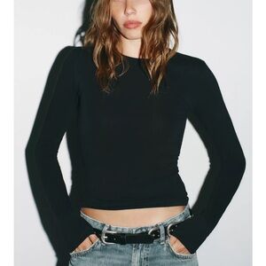 Zara Trafaluc Black Long Sleeve Crop Tee